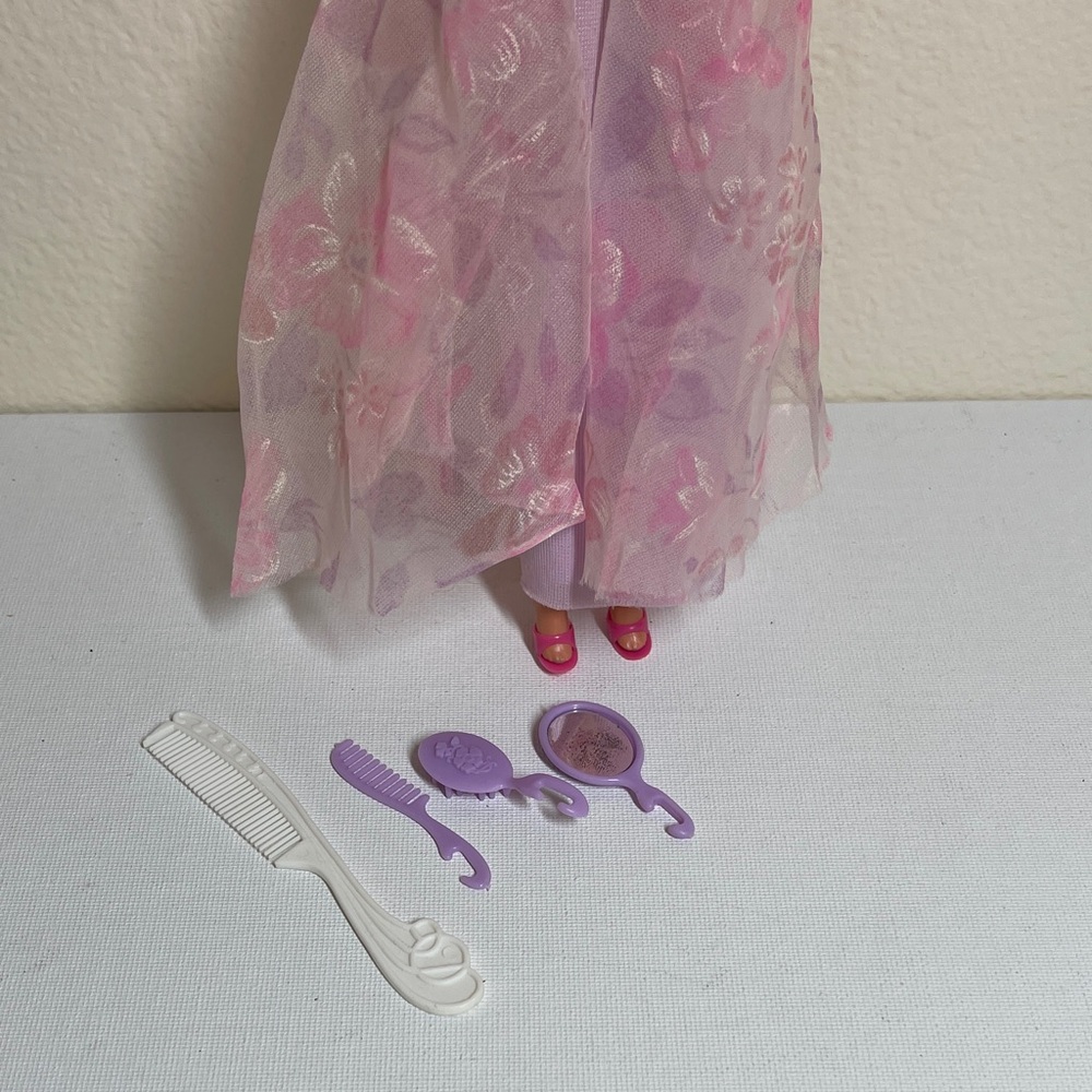 Dreamtime Barbie Doll with Accessories - Picture 3 of 4
